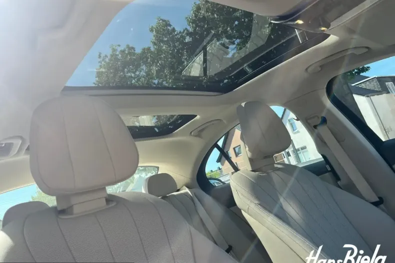 Mercedes-Benz E 300 (Clasa E) din 2023 cu 5.510 km - oferta MER244672 - foto 15