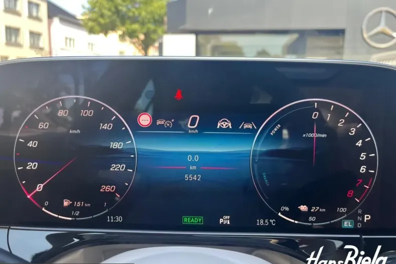 Mercedes-Benz E 300 (Clasa E) din 2023 cu 5.510 km - oferta MER244672 - foto 17