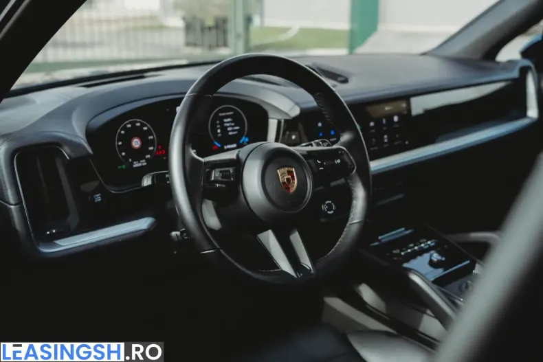 Porsche Cayenne din 2024 cu 44.900 km - oferta POR244678 - foto 9