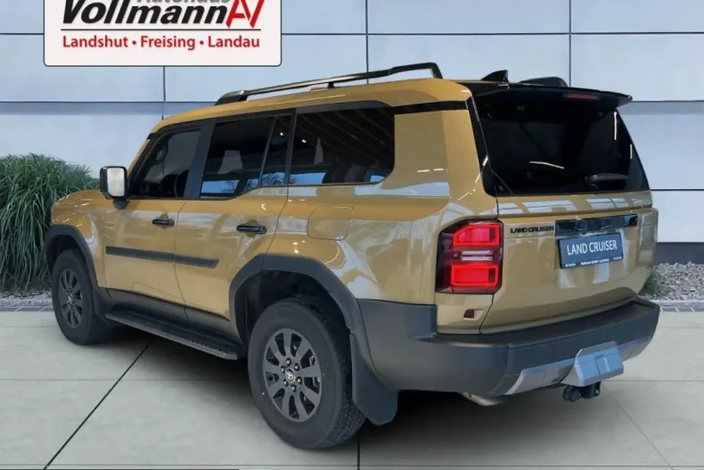 Toyota Land Cruiser din 2025 cu 11.945 km - oferta TOY244681 - foto 3