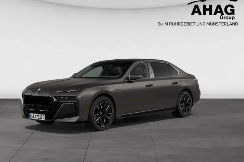 BMW 750 (Seria 7) din 2023 cu 75.926 km - oferta BMW244694 - foto 1