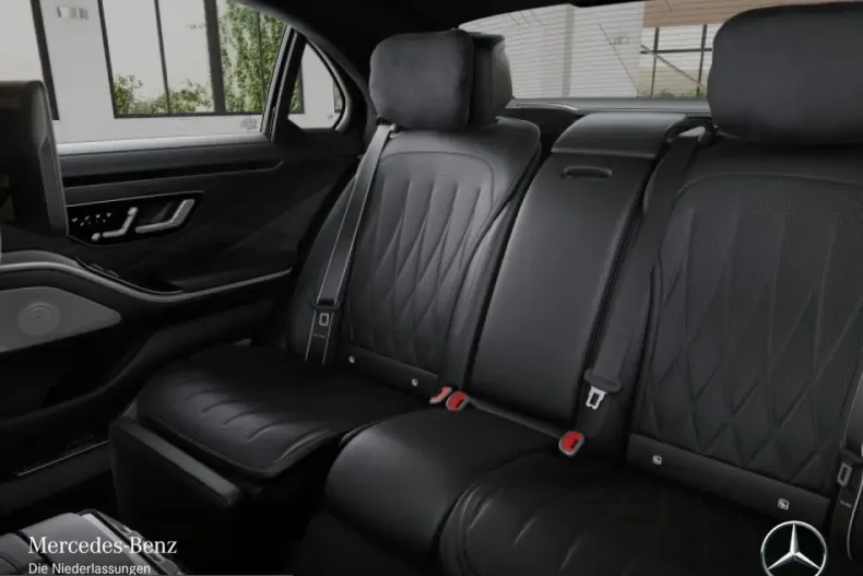 Mercedes-Benz S 63 AMG (Clasa S) din 2025 cu 5.787 km - oferta MER244699 - foto 10