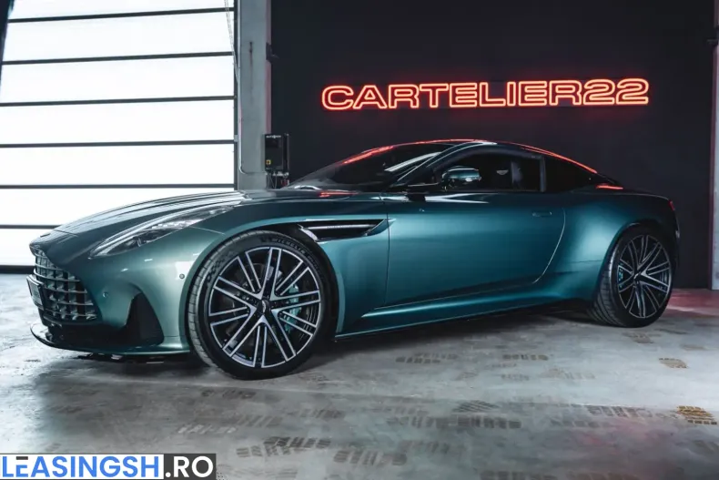 Aston Martin DB12 din 2024 cu 12.800 km - oferta AST244703 - foto 1