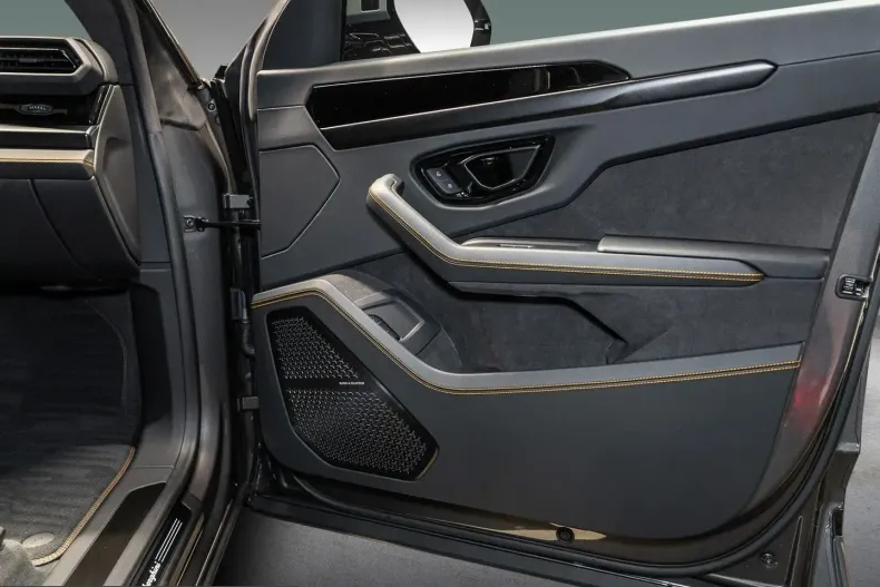 Lamborghini Urus din 2025 cu 21.000 km - oferta LAM244704 - foto 36