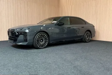 BMW M760 din 2025 - oferta BMW244706