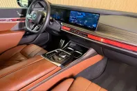 BMW M760 (Seria 7) din 2025 cu 38.000 km - oferta BMW244706 - foto 9