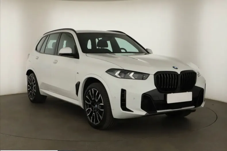 BMW X5 (Seria X) din 2023 cu 40.242 km - oferta BMW244707 - foto 1
