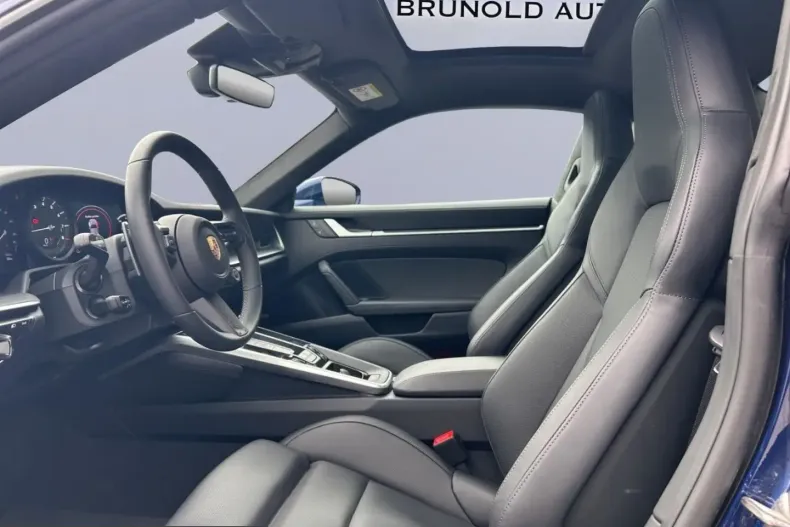 Porsche 911 din 2024 cu 4.400 km - oferta POR244708 - foto 9