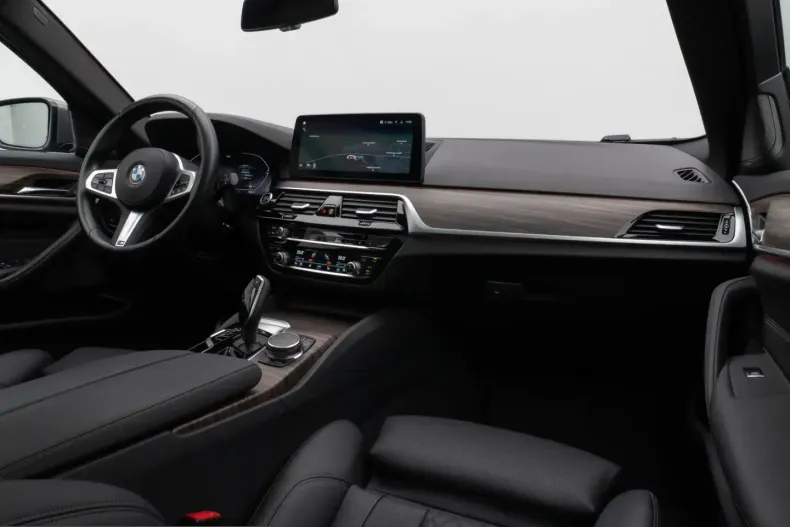 BMW 530 (Seria 5) din 2023 cu 87.417 km - oferta BMW244718 - foto 40