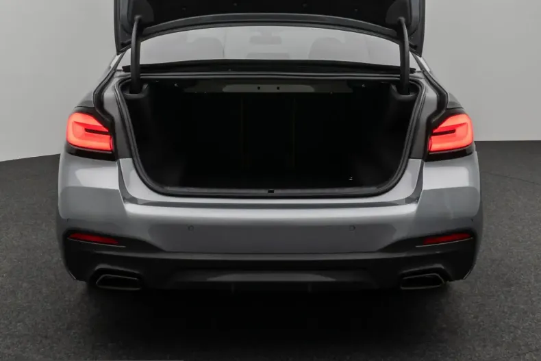 BMW 530 (Seria 5) din 2023 cu 51.622 km - oferta BMW244721 - foto 12