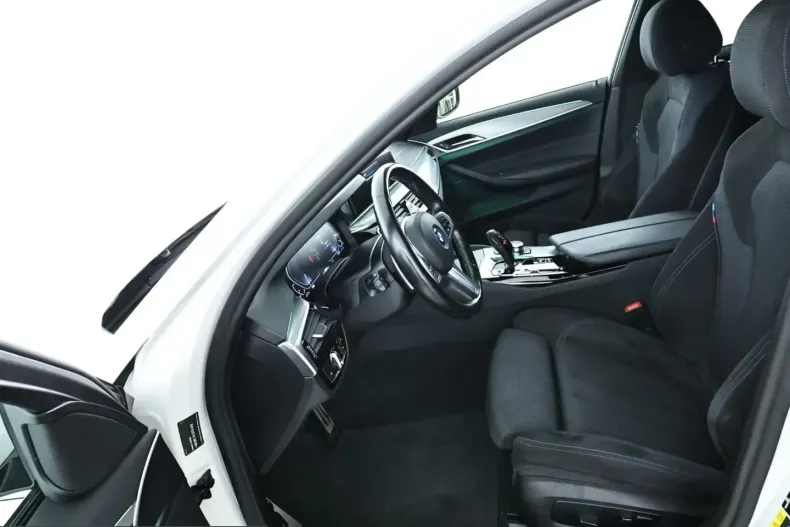 BMW 530 (Seria 5) din 2022 cu 82.978 km - oferta BMW244730 - foto 8