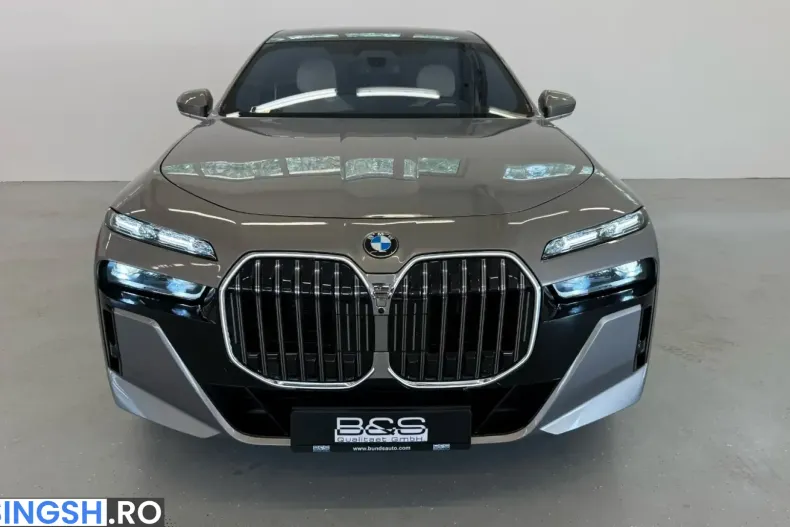 BMW 740 (Seria 7) din 2026 cu 14.500 km - oferta BMW244731 - foto 3
