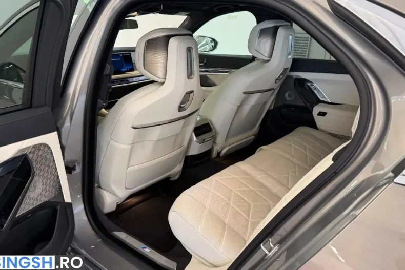 BMW 740 (Seria 7) din 2026 cu 14.500 km - oferta BMW244731 - foto 10