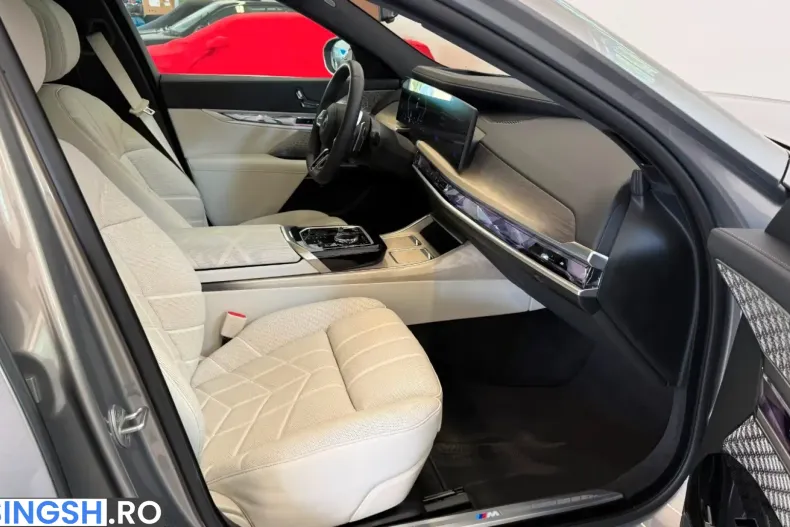 BMW 740 (Seria 7) din 2026 cu 14.500 km - oferta BMW244731 - foto 12