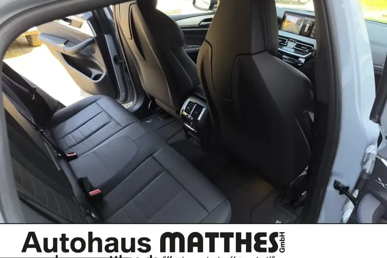 BMW X4 (Seria X) din 2023 cu 29.420 km - oferta BMW244735 - foto 12