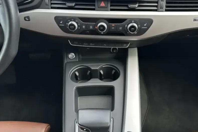 Audi A5 din 2022 cu 46.750 km - oferta AUD244746 - foto 14