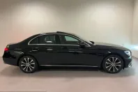 Mercedes-Benz E 220 (Clasa E) din 2022 cu 33.000 km - oferta MER244773 - foto 2