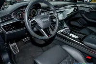 Audi A8 din 2023 cu 81.574 km - oferta AUD244776 - foto 3