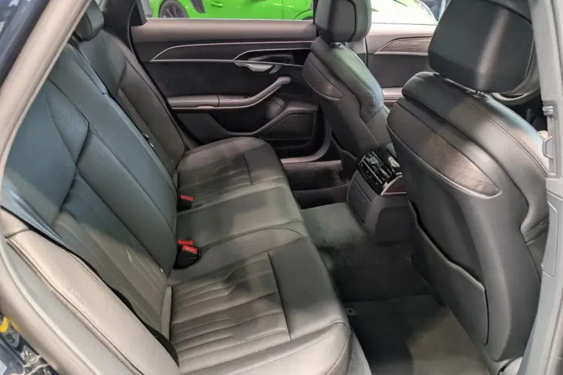 Audi A8 din 2022 cu 64.000 km - oferta AUD244778 - foto 12