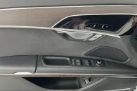 Audi A8 din 2022 cu 83.922 km - oferta AUD244780 - foto 8