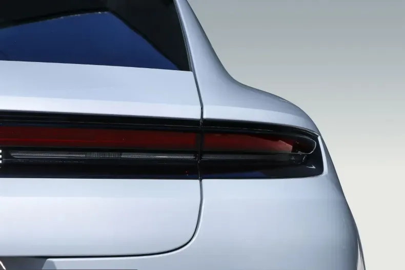 Porsche Panamera din 2025 cu 14.200 km - oferta POR244781 - foto 9