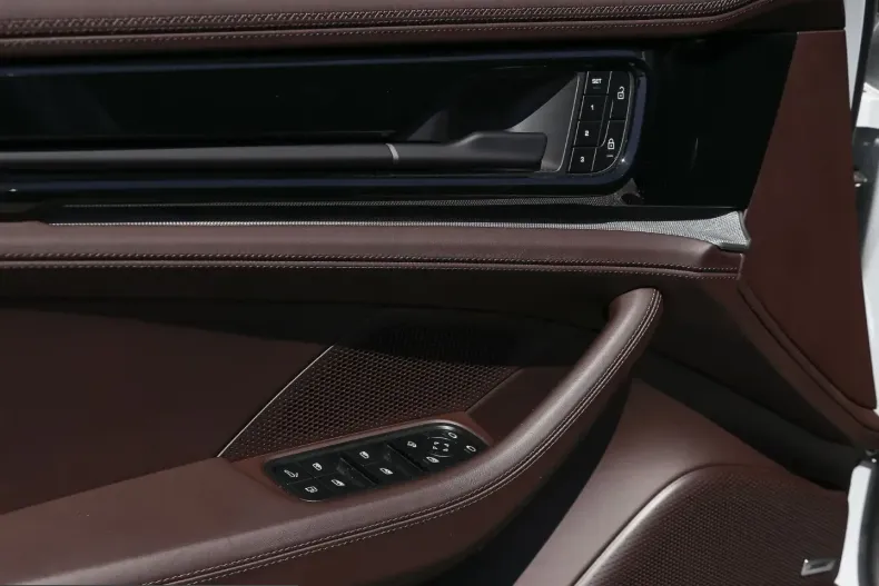 Porsche Panamera din 2025 cu 14.200 km - oferta POR244781 - foto 25
