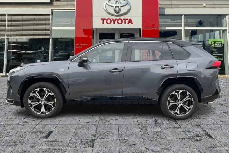 Toyota RAV4 din 2023 cu 41.621 km - oferta TOY244782 - foto 2