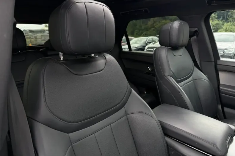 Land Rover Range Rover Sport din 2023 cu 71.795 km - oferta LAN244788 - foto 10