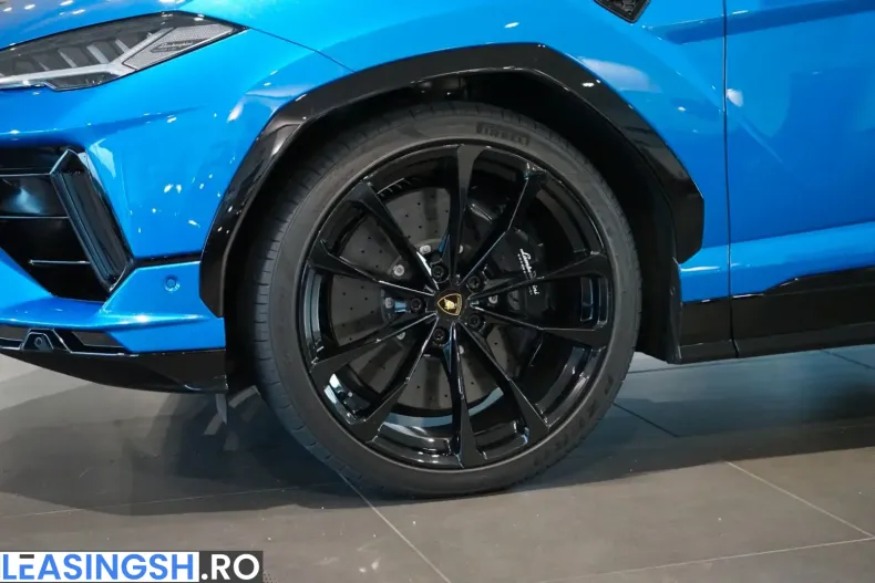 Lamborghini Urus din 2023 cu 6.950 km - oferta LAM244799 - foto 6