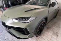 Lamborghini Urus din 2023 cu 5.700 km - oferta LAM244802 - foto 3