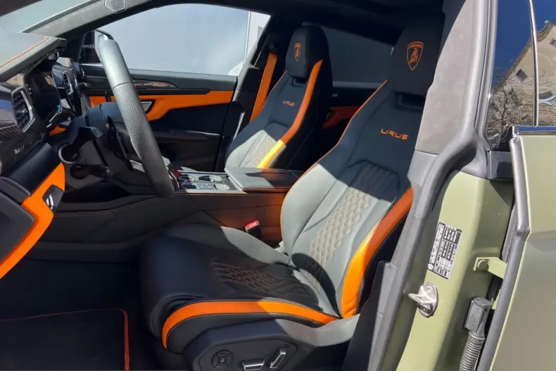 Lamborghini Urus din 2023 cu 5.700 km - oferta LAM244802 - foto 22