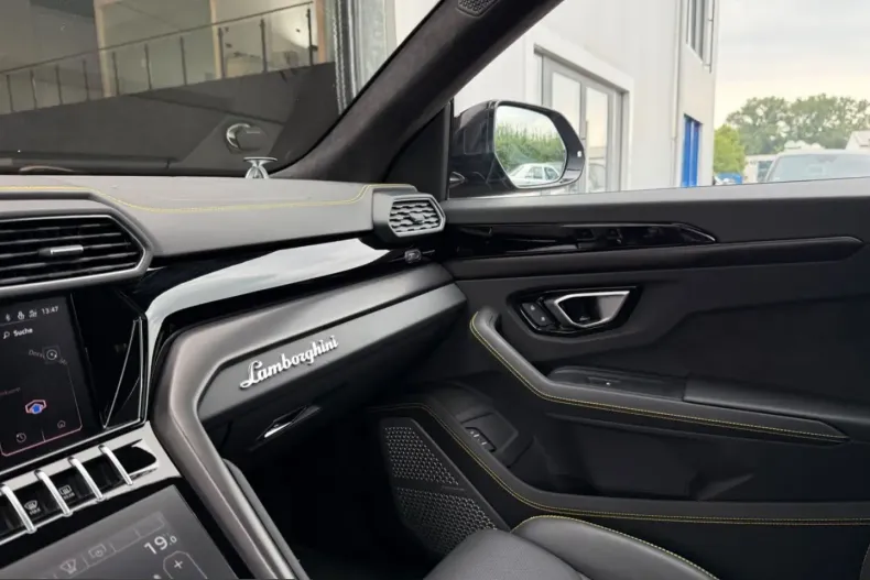 Lamborghini Urus din 2024 cu 22.000 km - oferta LAM244803 - foto 21