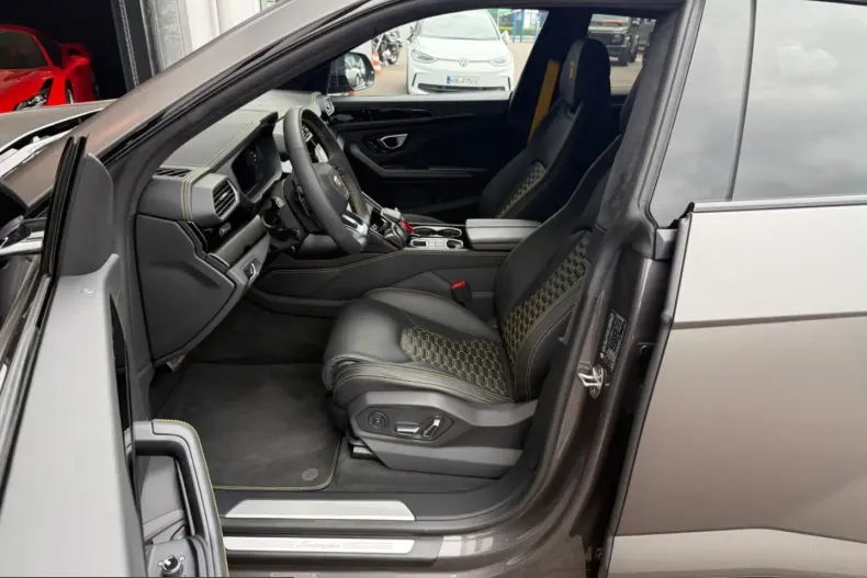 Lamborghini Urus din 2024 cu 22.000 km - oferta LAM244803 - foto 25