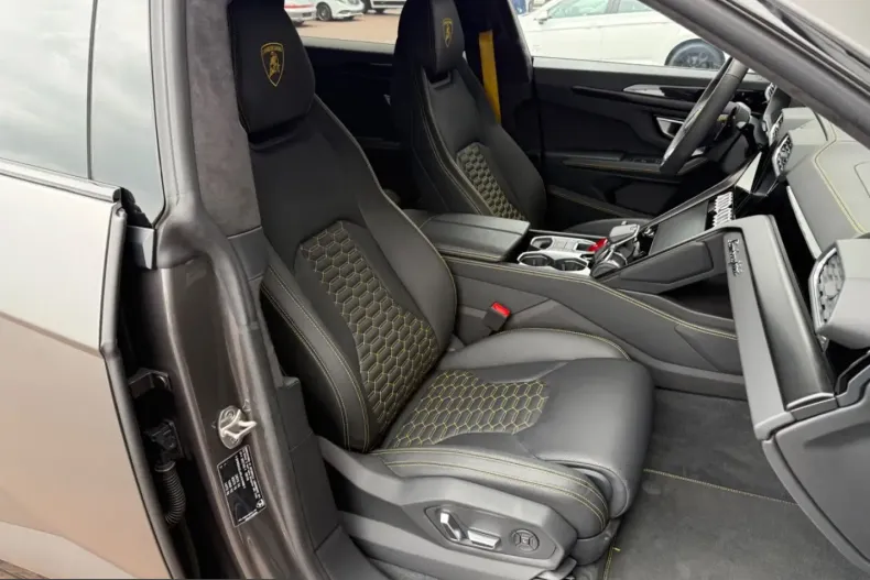 Lamborghini Urus din 2024 cu 22.000 km - oferta LAM244803 - foto 28