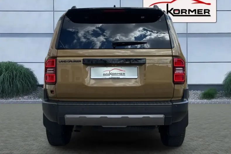 Toyota Land Cruiser din 2024 cu 26.880 km - oferta TOY244804 - foto 5