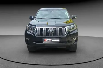 Toyota Land Cruiser din 2023 - oferta TOY244805