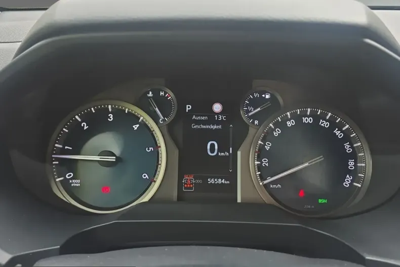 Toyota Land Cruiser din 2023 cu 56.584 km - oferta TOY244805 - foto 9