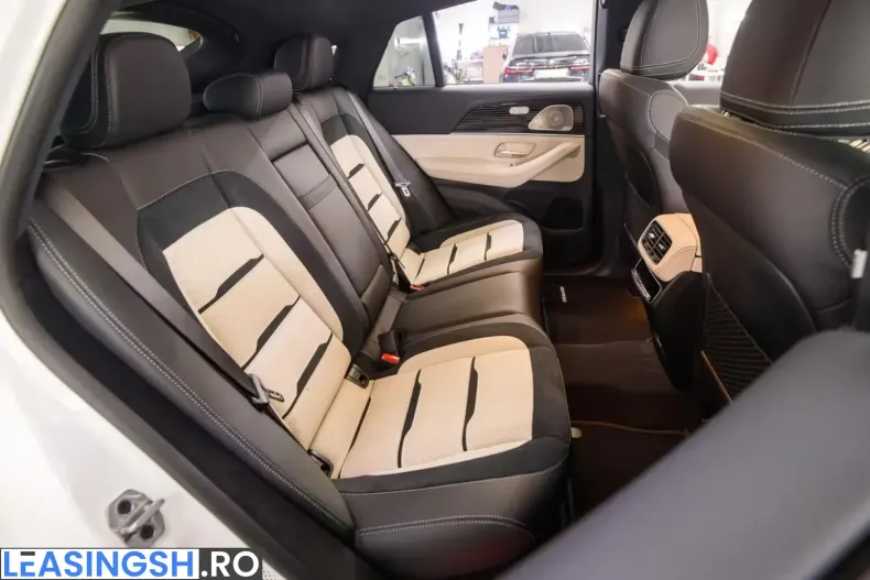 Mercedes-Benz GLE 53 AMG (Clasa GLE) din 2026 cu 18 km - oferta MER244812 - foto 7