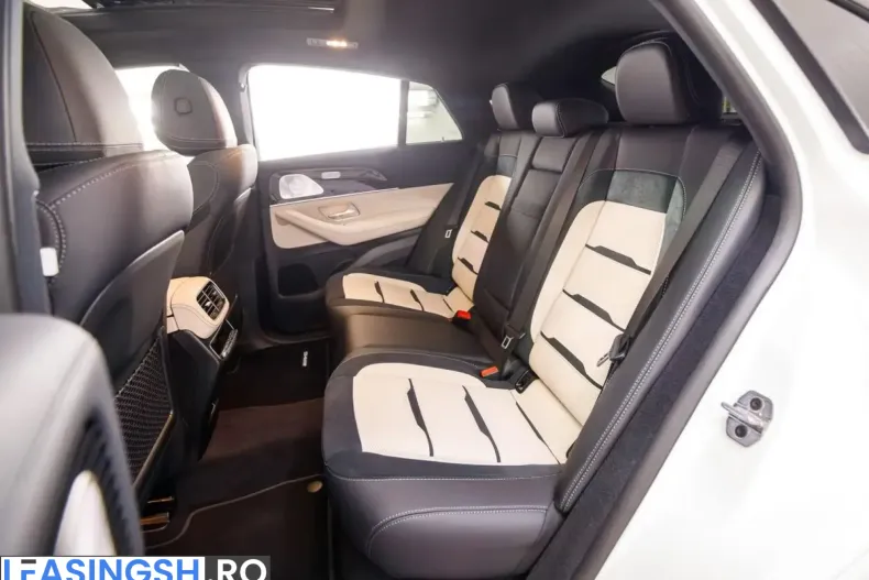 Mercedes-Benz GLE 53 AMG (Clasa GLE) din 2026 cu 18 km - oferta MER244812 - foto 8