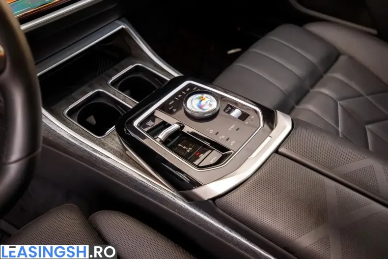 BMW 740 (Seria 7) din 2023 cu 48.800 km - oferta BMW244814 - foto 19