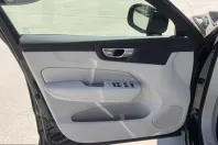 Volvo XC60 din 2023 cu 35.533 km - oferta VOL244817 - foto 3