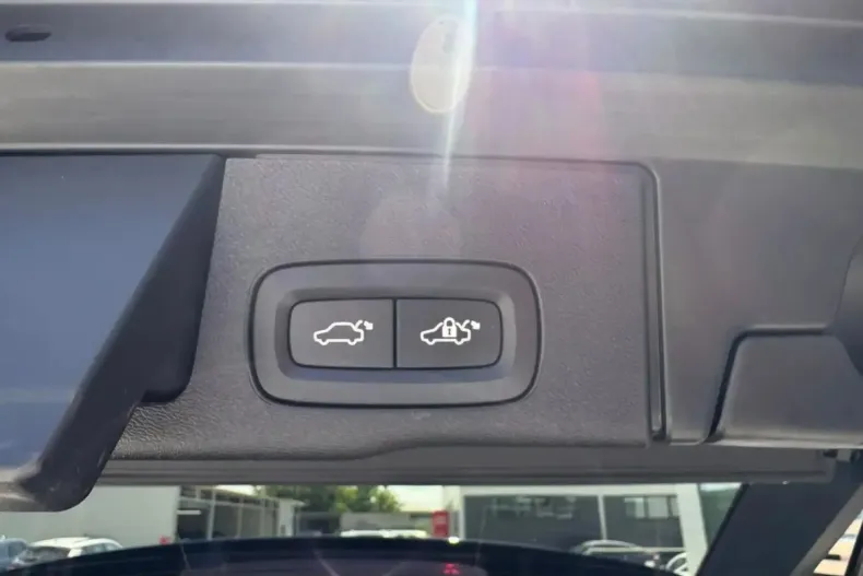 Volvo XC60 din 2023 cu 35.533 km - oferta VOL244817 - foto 15