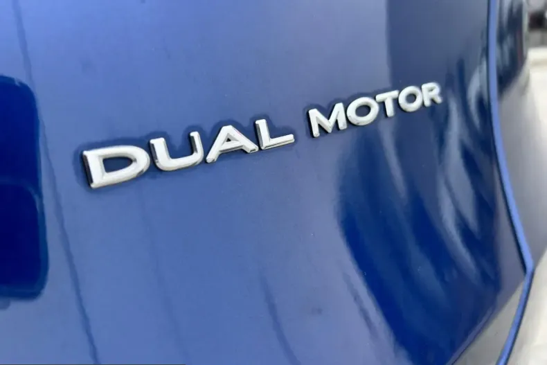 Tesla Model Y din 2022 cu 42.362 km - oferta TES244818 - foto 1