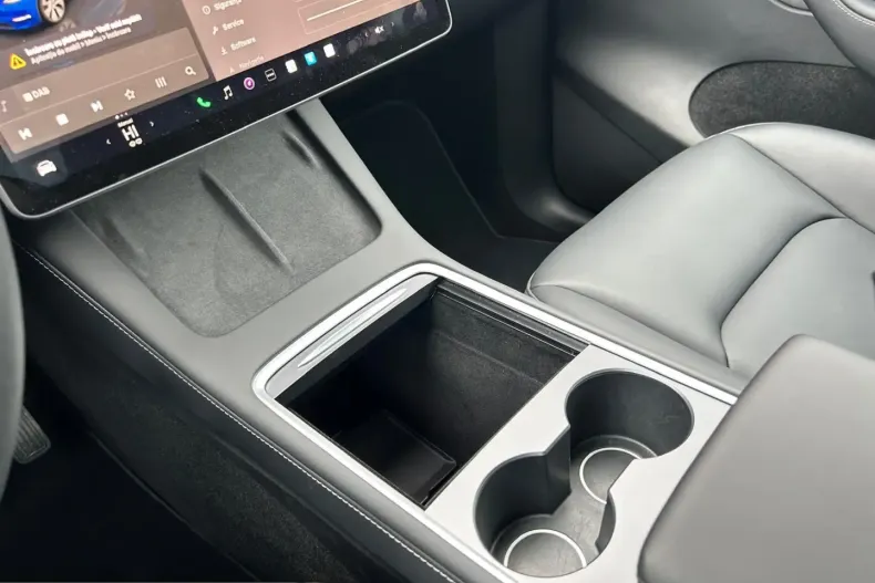 Tesla Model Y din 2022 cu 42.362 km - oferta TES244818 - foto 18