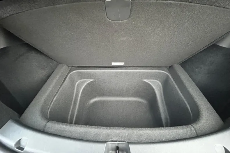 Tesla Model Y din 2022 cu 42.362 km - oferta TES244818 - foto 29