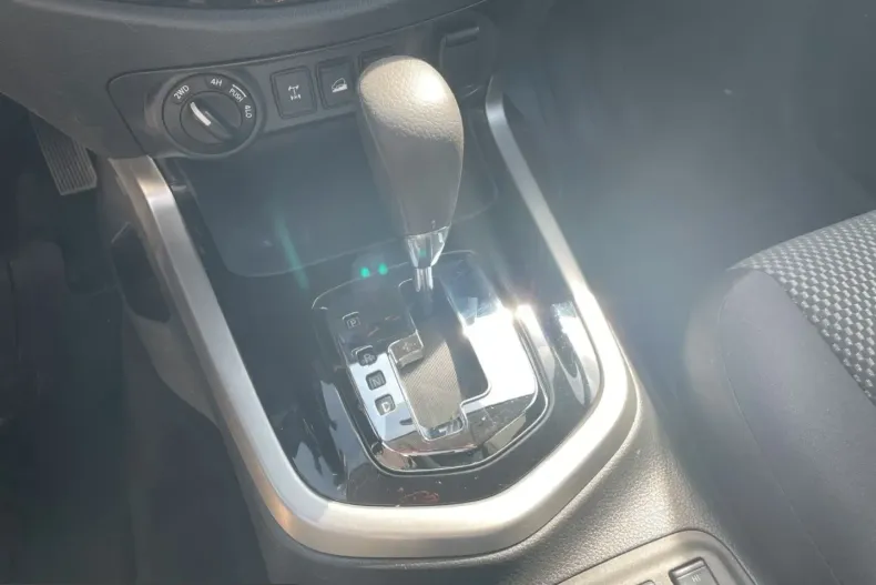 Nissan Navara din 2022 cu 35.890 km - oferta NIS244825 - foto 11