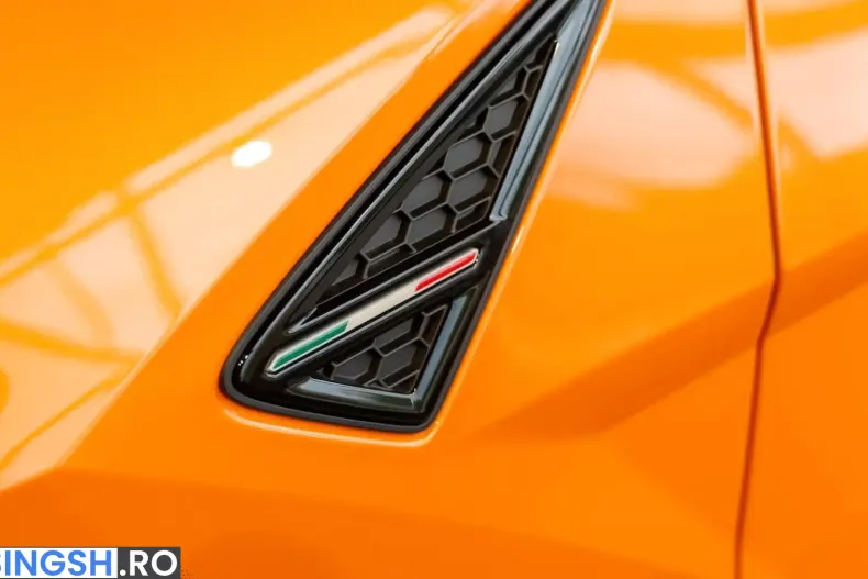 Lamborghini Urus din 2025 cu 2.100 km - oferta LAM244828 - foto 5