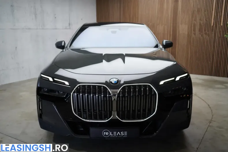BMW 740 (Seria 7) din 2025 cu 13.890 km - oferta BMW244834 - foto 3