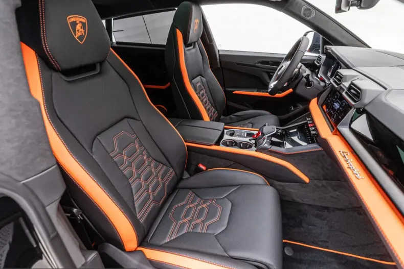 Lamborghini Urus din 2025 cu 10.000 km - oferta LAM244835 - foto 24