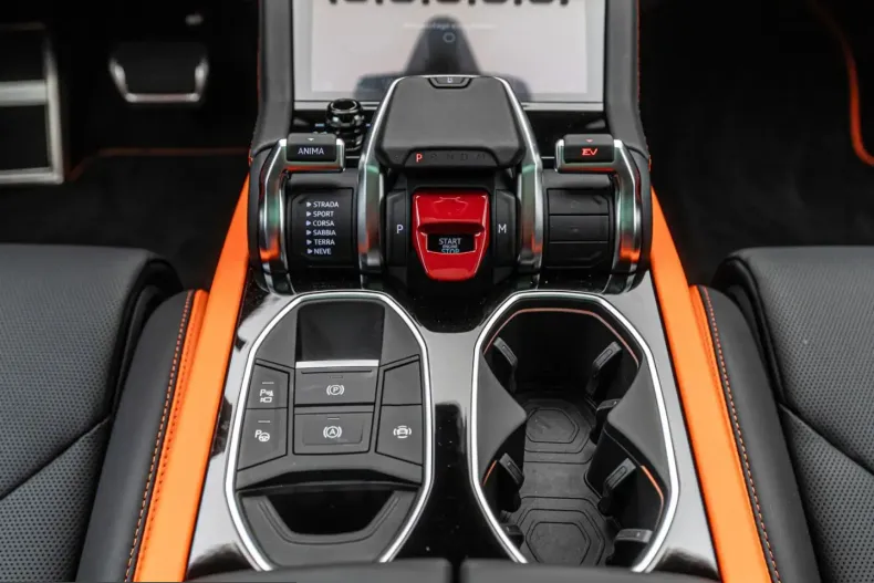 Lamborghini Urus din 2025 cu 10.000 km - oferta LAM244835 - foto 27